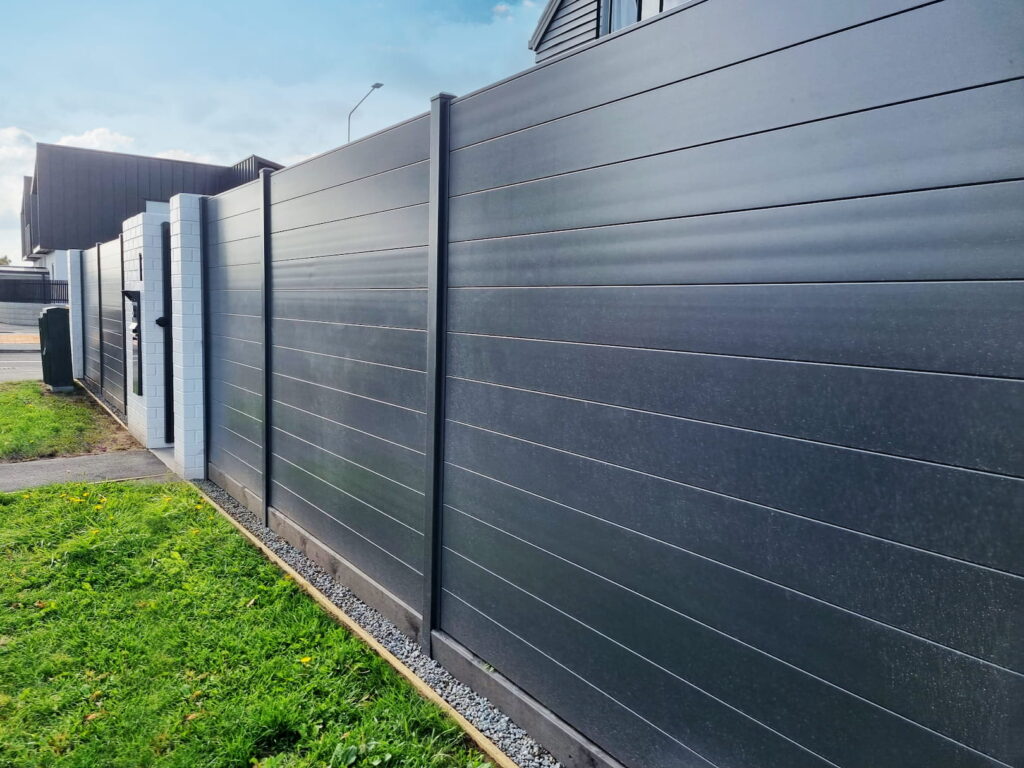 VistaWall Horizontal Solid (3)